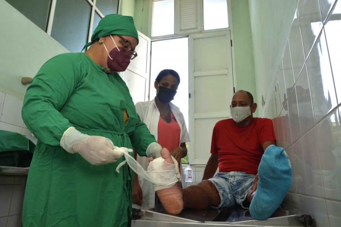 Científicos y profesionales de la Salud ponen resultados de la ciencia en función de proteger la vida Científicos y profesionales de la Salud ponen resultados de la ciencia en función de proteger la vida