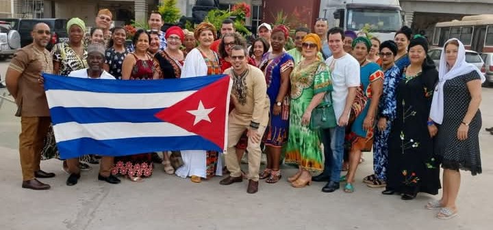 Bajo el sol de Gambia: la huella solidaria de la medicina cubana Bajo el sol de Gambia: la huella solidaria de la medicina cubana