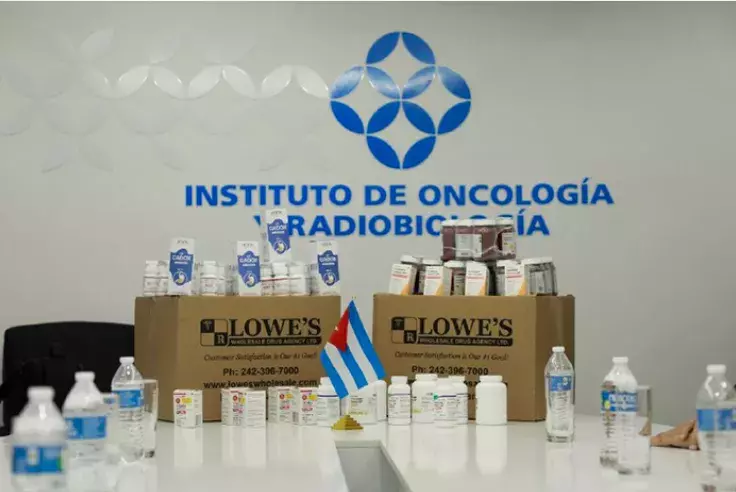 Bahamas reafirma su apoyo a Cuba con nueva donación al sistema de Salud