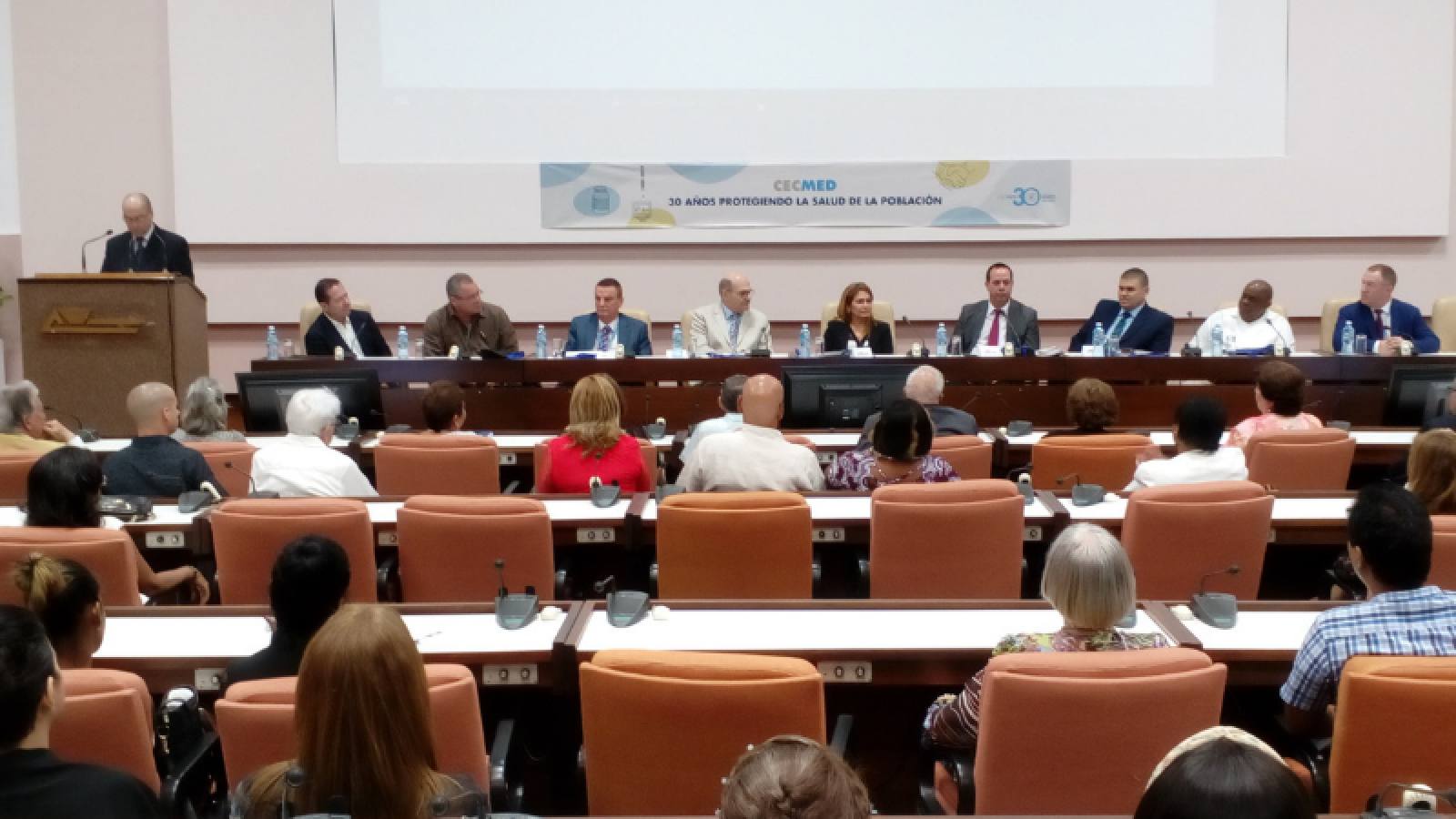 CECMED: “Trienta años de compromiso con la promoción y protección a la salud de la población cubana”