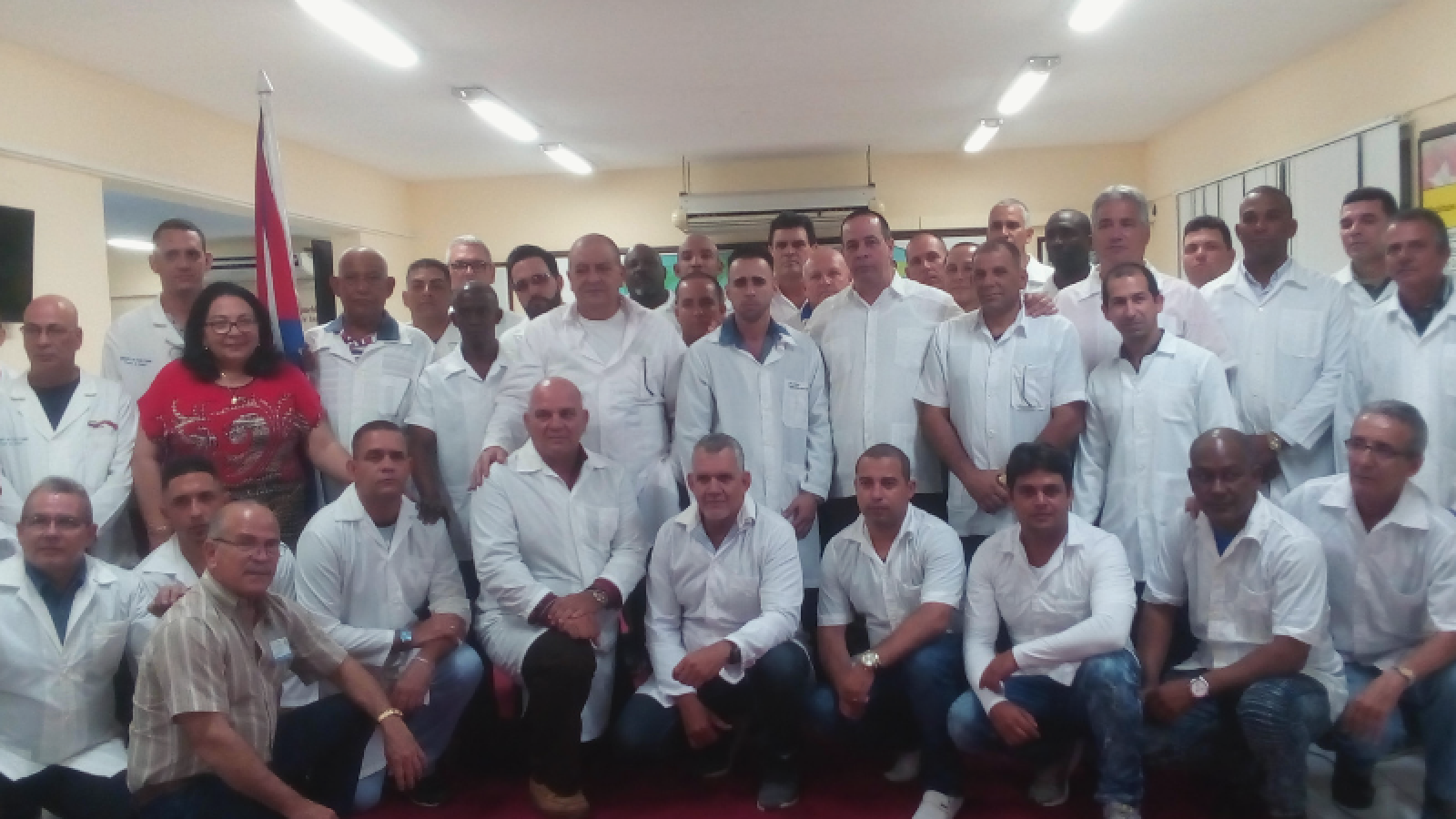 Hacia Mozambique abnegados portadores de la salud humana