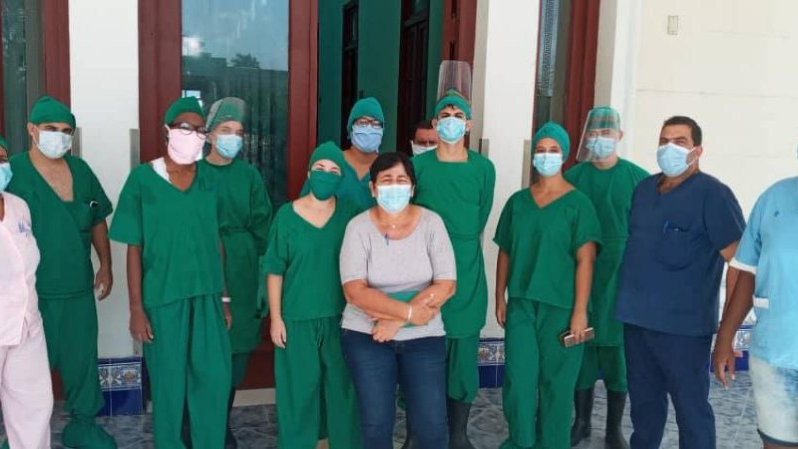 La Colmenita homenajea a integrantes de Operation Walk