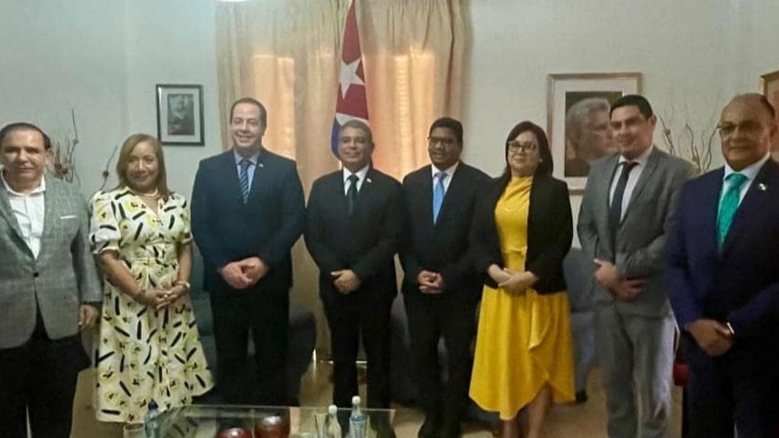 Cuba y Panamá ratifican disposición común de profundizar la cooperación en materia sanitaria