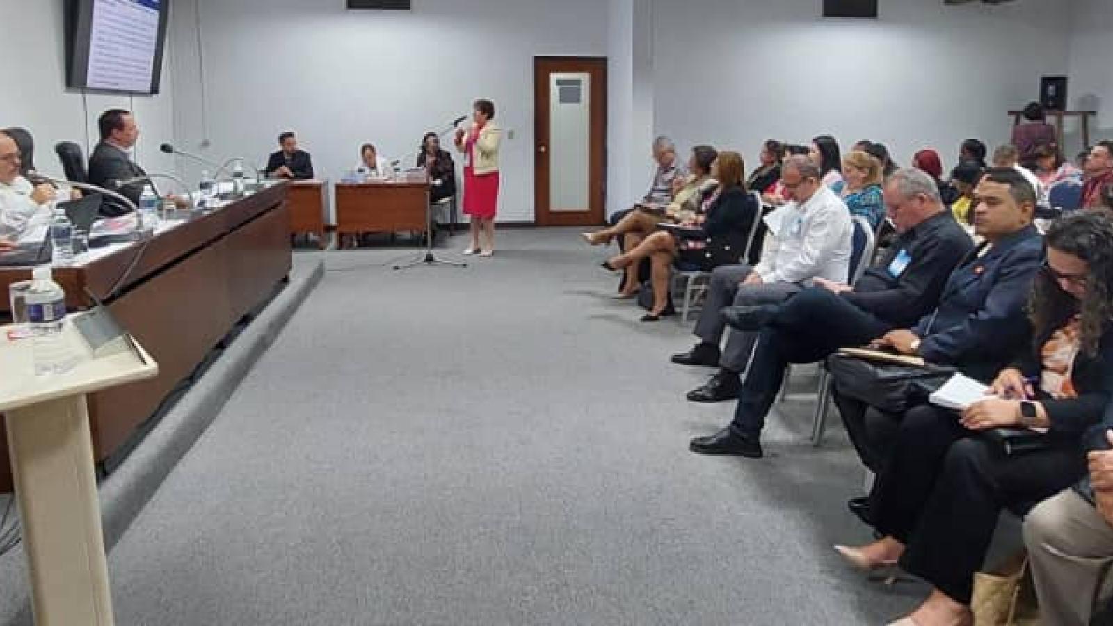 Defender la medicina familiar en Cuba, como base del Sistema Nacional de Salud