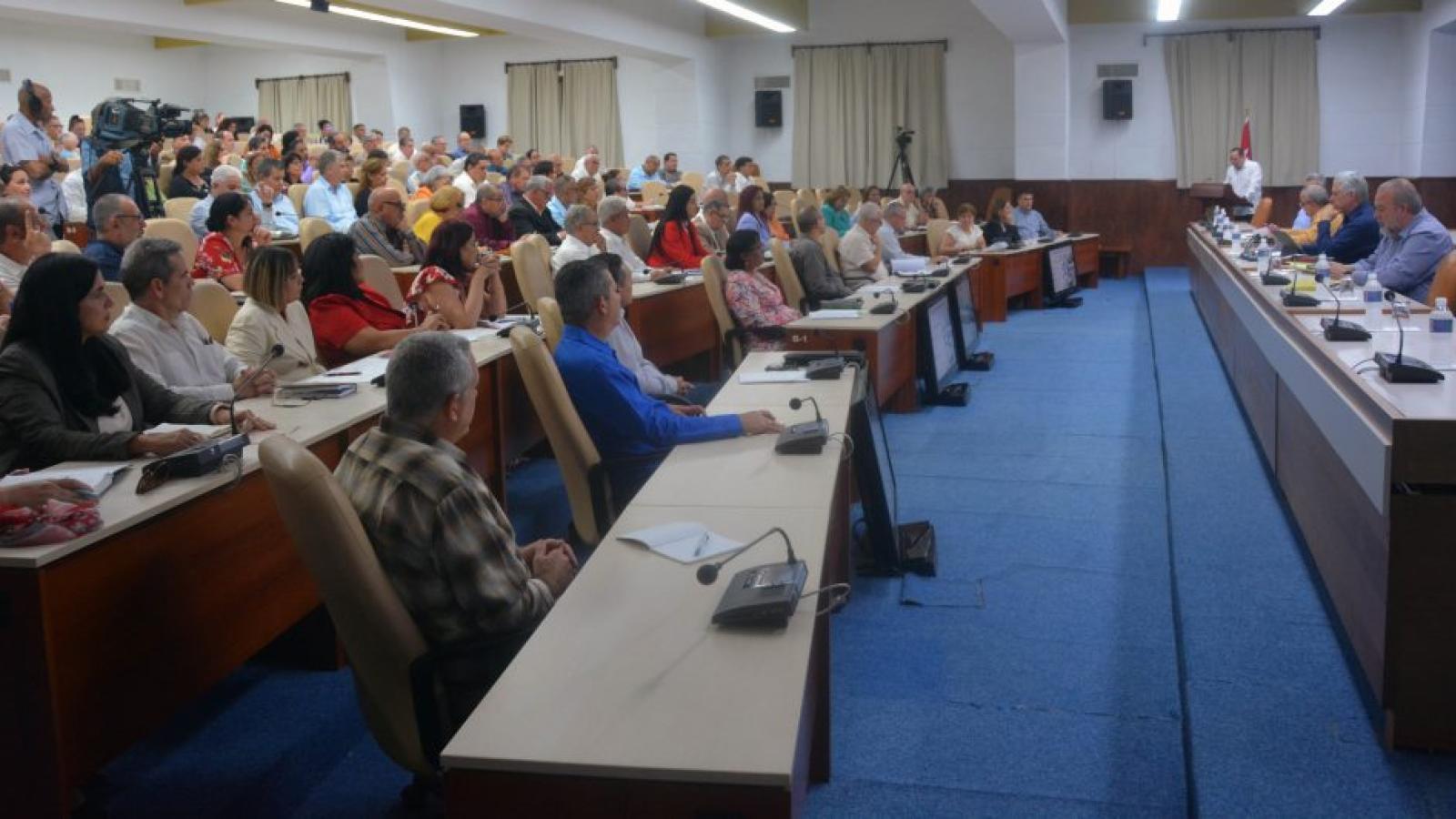 Unidos y Comprometidos con la salud del pueblo
