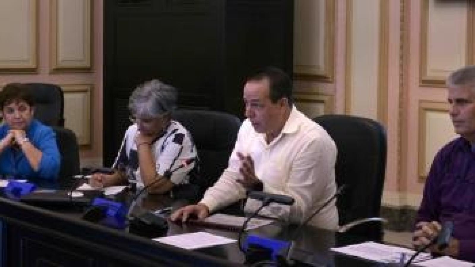 Evalúa Consejo de Estado marcha de programas de atención y cuidado a los adultos mayores en Cuba