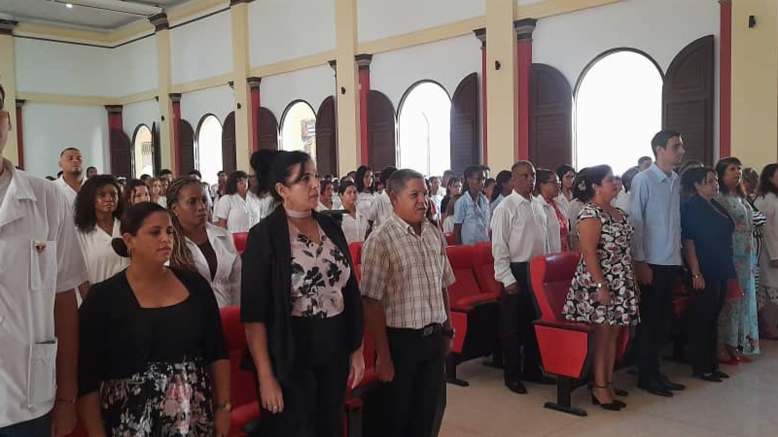 Inicia curso escolar en la Universidad de Ciencias Médicas de La Habana