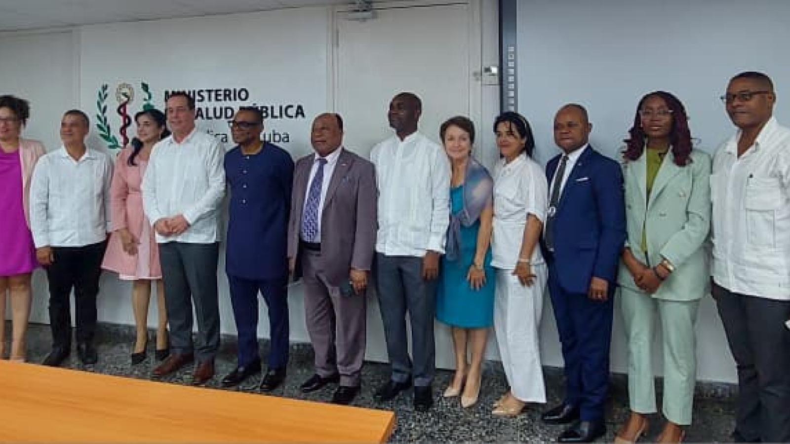 Ministros de Salud de Cuba y Guinea Ecuatorial reafirman voluntad de fortalecer la cooperación