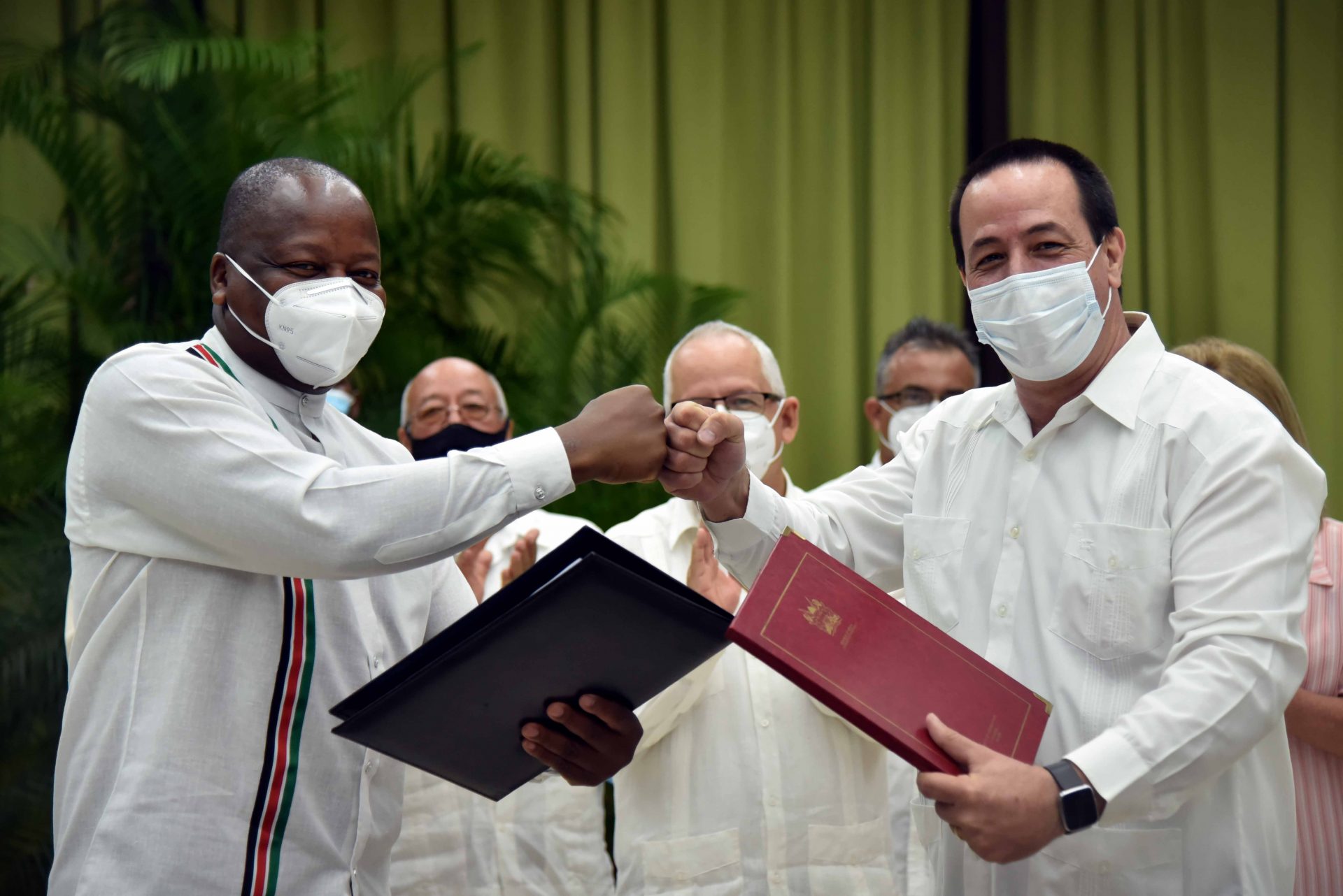 Cuba y Kenia suscriben importantes convenios de Cuba y Kenia suscriben importantes convenios de